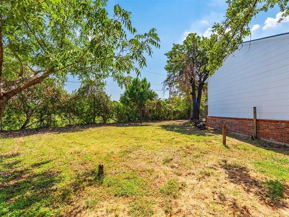 2859  Park Meadow Court , Fort Worth Texas 76112