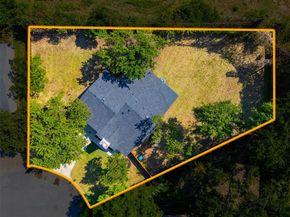 2859  Park Meadow Court , Fort Worth Texas 76112