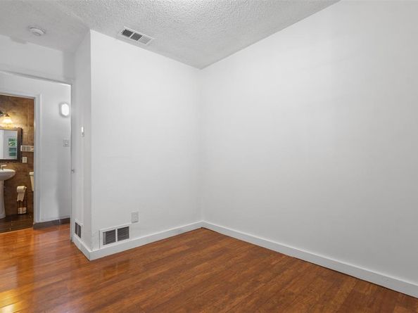 1709  Curtis Drive , Garland Texas 75040