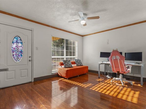 1709  Curtis Drive , Garland Texas 75040