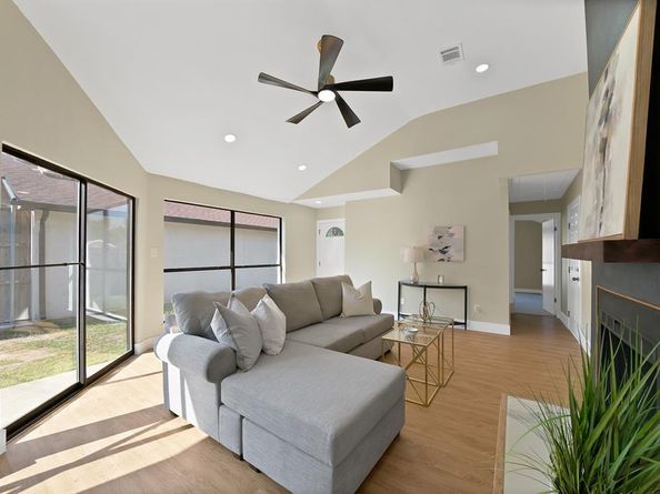 6728  Poppy Drive , Fort Worth Texas 76137