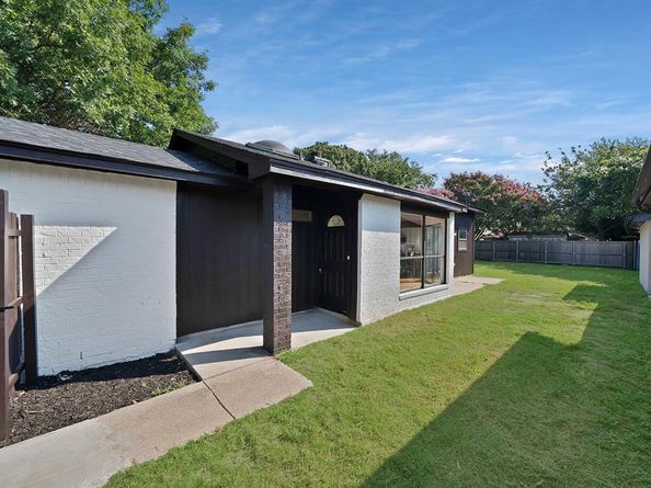6728  Poppy Drive , Fort Worth Texas 76137