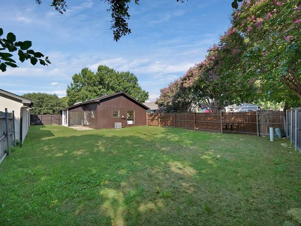 6728  Poppy Drive , Fort Worth Texas 76137