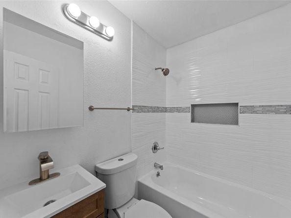 601  Joyce Drive , Garland Texas 75040