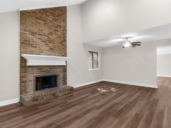 1706  Hartford Drive , Carrollton Texas 75007