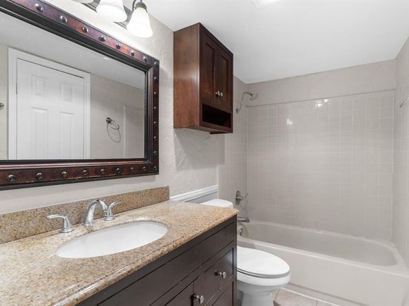 1706  Hartford Drive , Carrollton Texas 75007