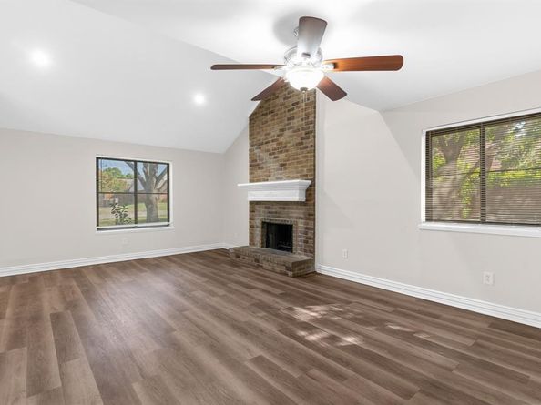1706  Hartford Drive , Carrollton Texas 75007