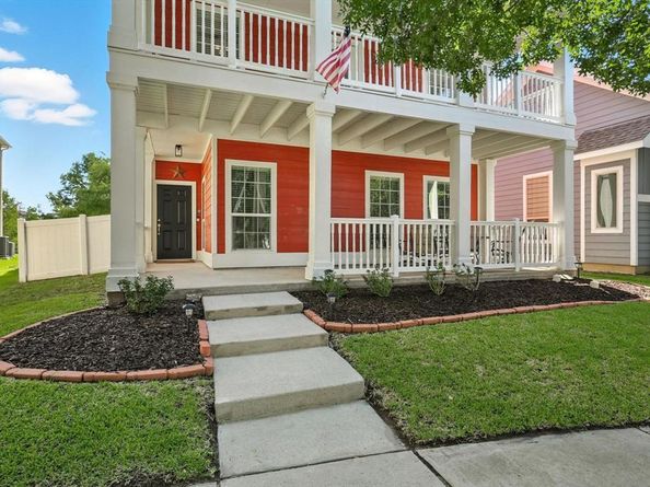 1624  Sea Pines Drive , Savannah Texas 76227