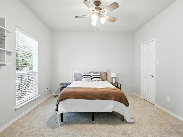 1624  Sea Pines Drive , Savannah Texas 76227