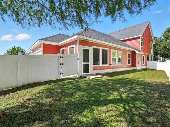 1624  Sea Pines Drive , Savannah Texas 76227