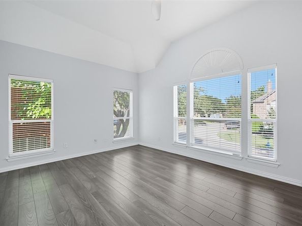 14613  Woodshadow Lane , Addison Texas 75001