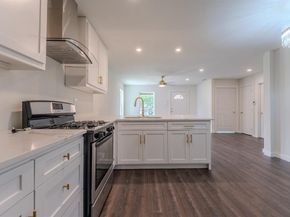 2817  Darby Drive , Dallas Texas 75227