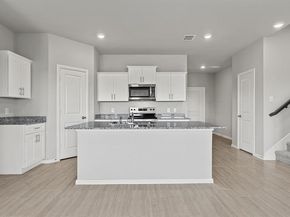 1745  GILLENS Avenue , Fort Worth Texas 76140