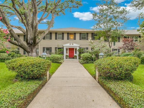 6235  Bandera Avenue  D, Dallas Texas 75225