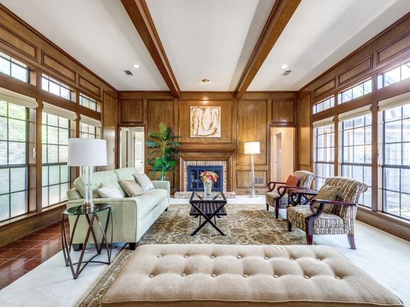 6403  Brook Lake Drive , Dallas Texas 75248