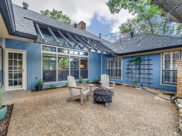6403  Brook Lake Drive , Dallas Texas 75248