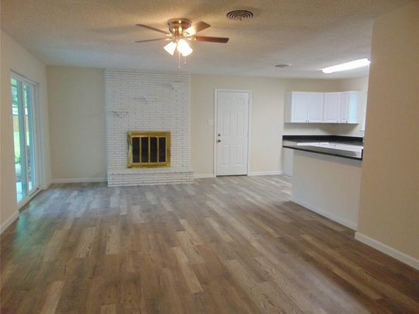 5247  Darlene Street , Dallas Texas 75232