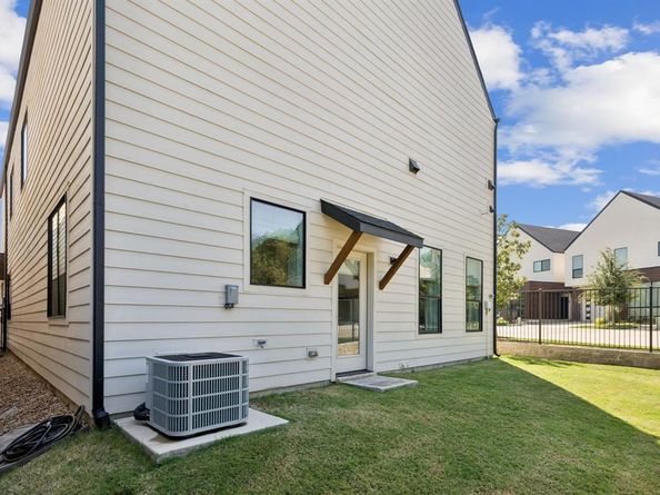 305  Tillery Circle , Grapevine Texas 76051
