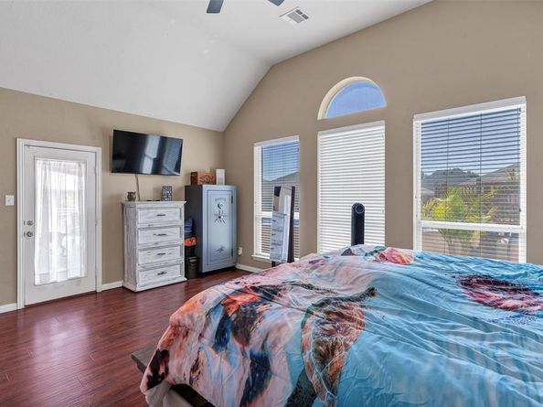 2102  Bentley Drive , Mansfield Texas 76063