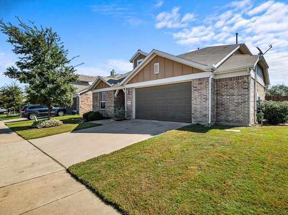 1105  Freesia Drive , Little Elm Texas 75068