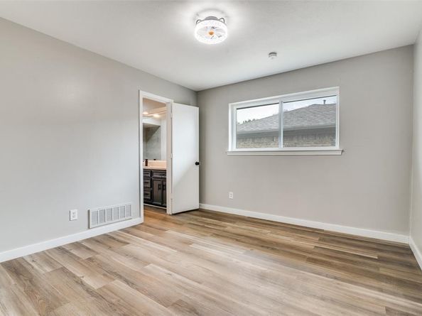1618  University Drive , Richardson Texas 75081