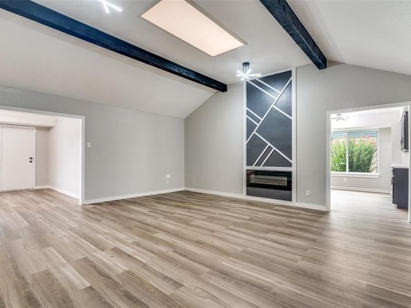 1618  University Drive , Richardson Texas 75081