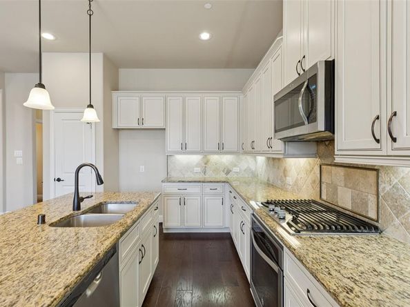 298  Almanor Street , Lewisville Texas 75056