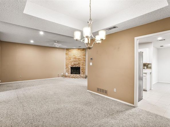 5813  Preston Valley Drive , Dallas Texas 75240