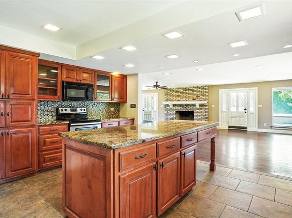 10633  Kiowa Trail W, Fort Worth Texas 76108