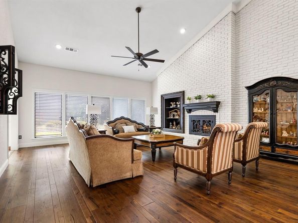 1424  Travis Circle S, Irving Texas 75038