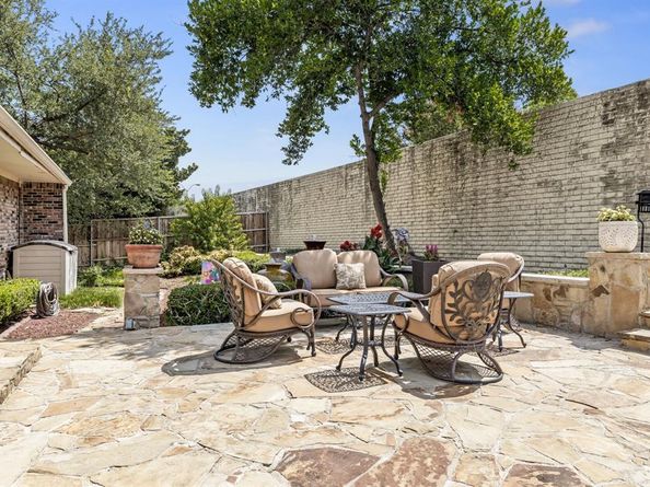 1424  Travis Circle S, Irving Texas 75038