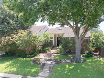 1424  Travis Circle S