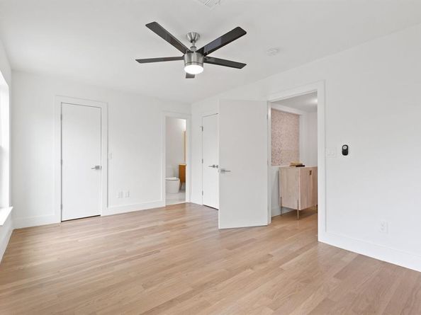 4610  Christopher Place , Dallas Texas 75204