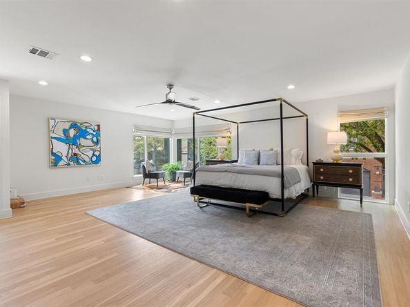 4610  Christopher Place , Dallas Texas 75204