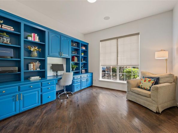 2038  Azalea Trail , Irving Texas 75063
