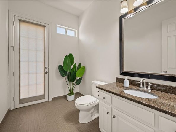 2038  Azalea Trail , Irving Texas 75063