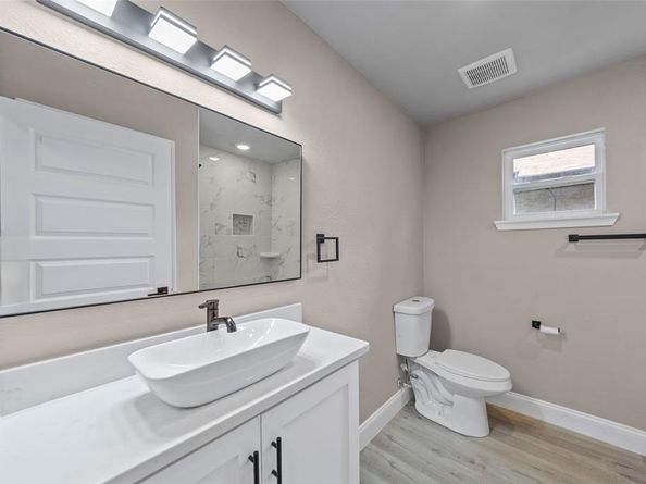 1503 E Lakeview Drive , Dallas Texas 75216