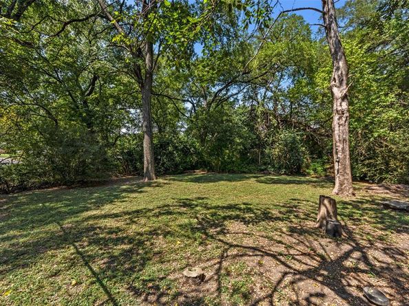 1503 E Lakeview Drive , Dallas Texas 75216