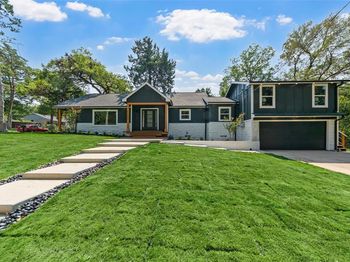 1503 E Lakeview Drive 