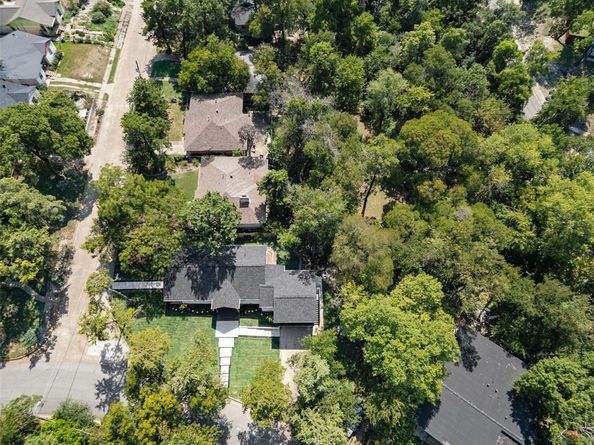 1503 E Lakeview Drive , Dallas Texas 75216