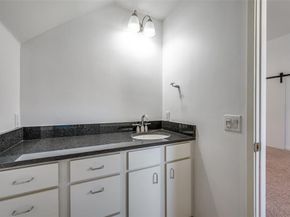 4231  Travis Street  22, Dallas Texas 75205