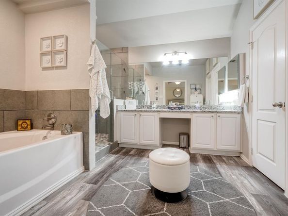 1591  Bonham Parkway , Lantana Texas 76226