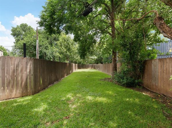 411  Wimberly Street , Fort Worth Texas 76107
