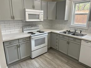 2211  Salem Drive , Carrollton Texas 75006