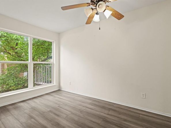 2211  Salem Drive , Carrollton Texas 75006