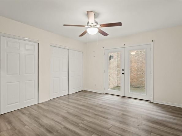 2211  Salem Drive , Carrollton Texas 75006