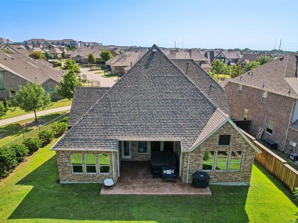 1040  Mondamin Drive , Allen Texas 75013