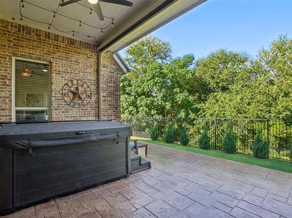 1040  Mondamin Drive , Allen Texas 75013