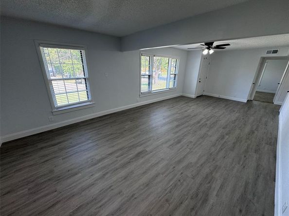 2608  Roseland Street , Fort Worth Texas 76103