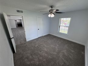 2608  Roseland Street , Fort Worth Texas 76103
